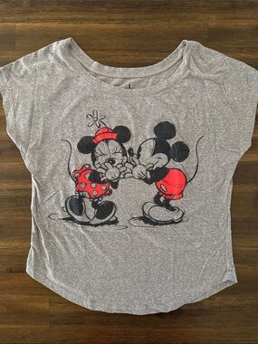 Disney Parks Medium Heather Grey Mickey & Minnie Dolman Short Sleeve Tee Medium